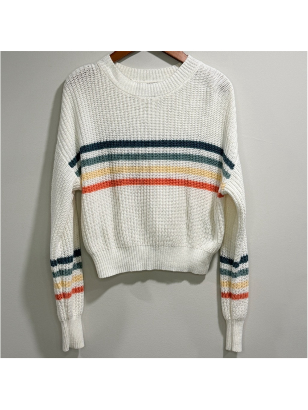 Rue21 Women’s White Knit Sweater with Multicolor Stripes Size‎ S